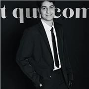 Un professeur de mathématiques Motivé pour réussir Ensemble.